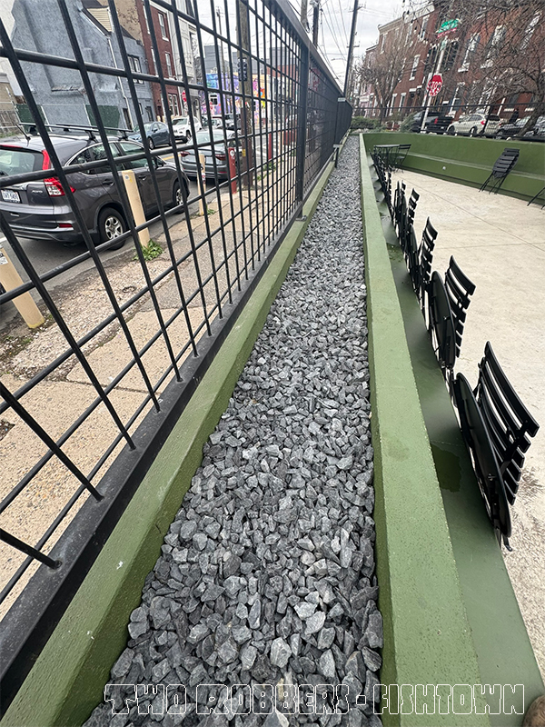 Two Robbers on Frankford Ave. in Fishtown goes 3&frasl;4" minimal chill with the hardscaping.